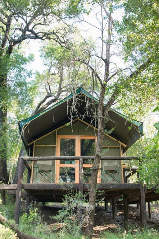 Ndzhaka Tented Camp Luxe tent wildreservaat Manyeleti