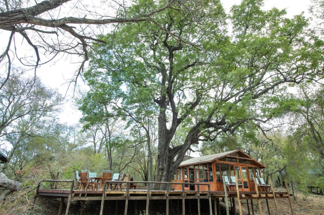 Luxe tent Ndzhaka Tented Camp