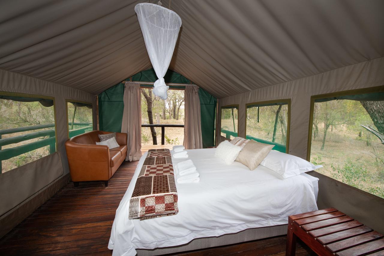 Ndzhaka Tented Camp * wildreservaat Manyeleti